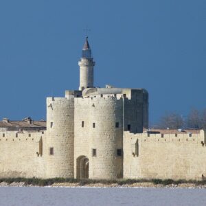 Aigues Mortes et les Saintes Maries de la Mer.