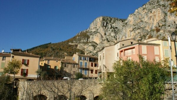 Moustier Sainte Marie et la Route des lavandes.